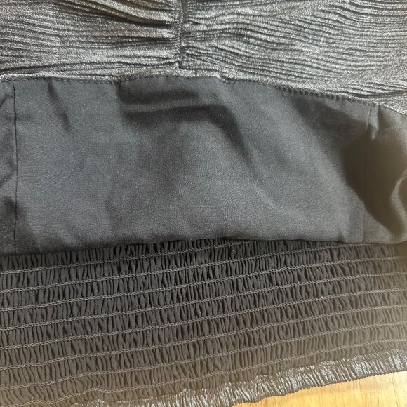 Express Metallic Pleated Crop Top M Flutter Sleeve V-Neck Party Blouse - Picture 6 of 6